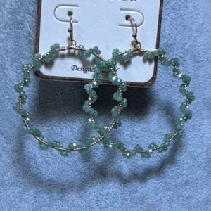 Mint Facted Glass Bead On gold Tone Hoop Earring set